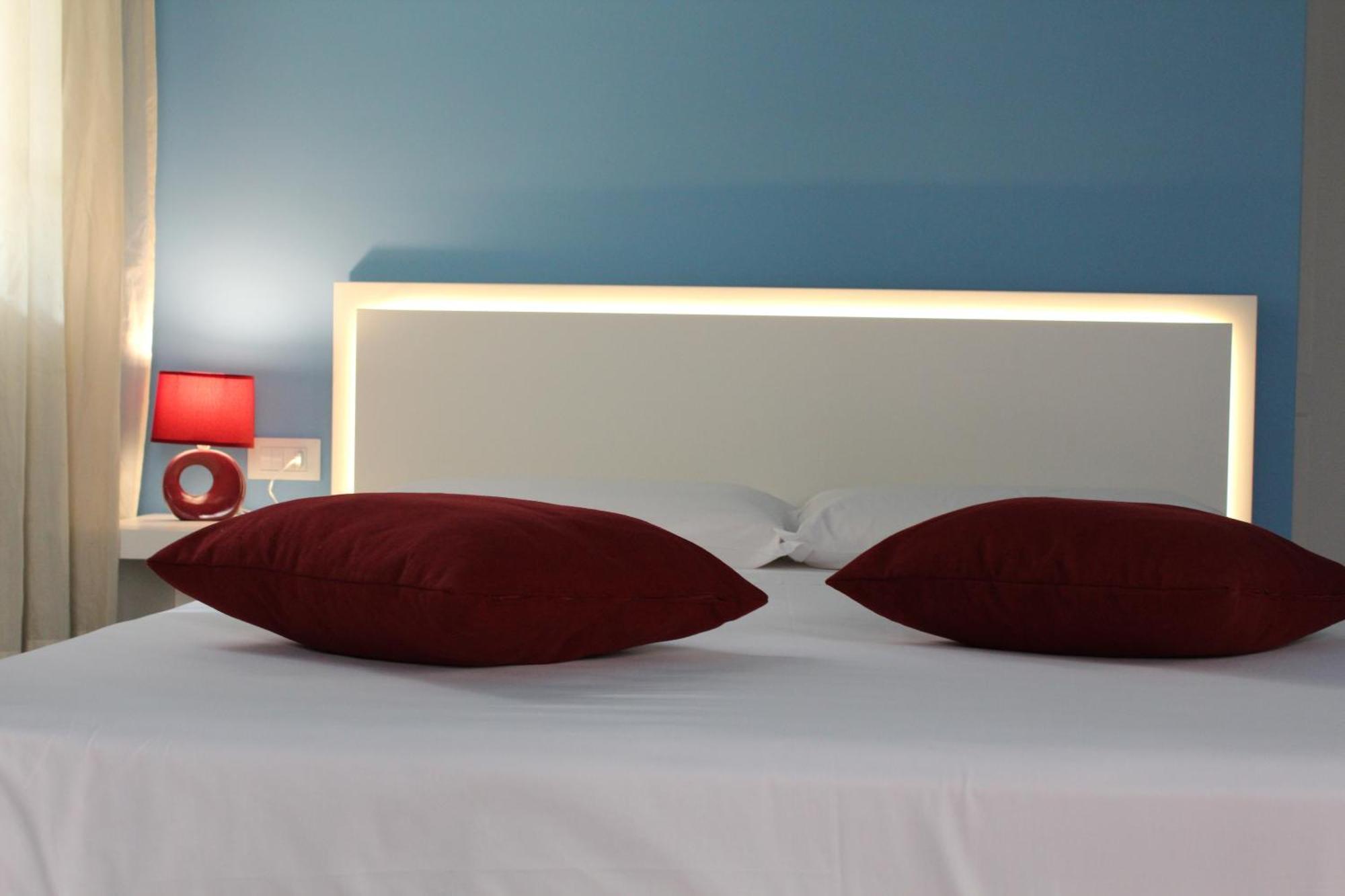 Falstaff Rooms & Suites ปาแลร์โม ภายนอก รูปภาพ