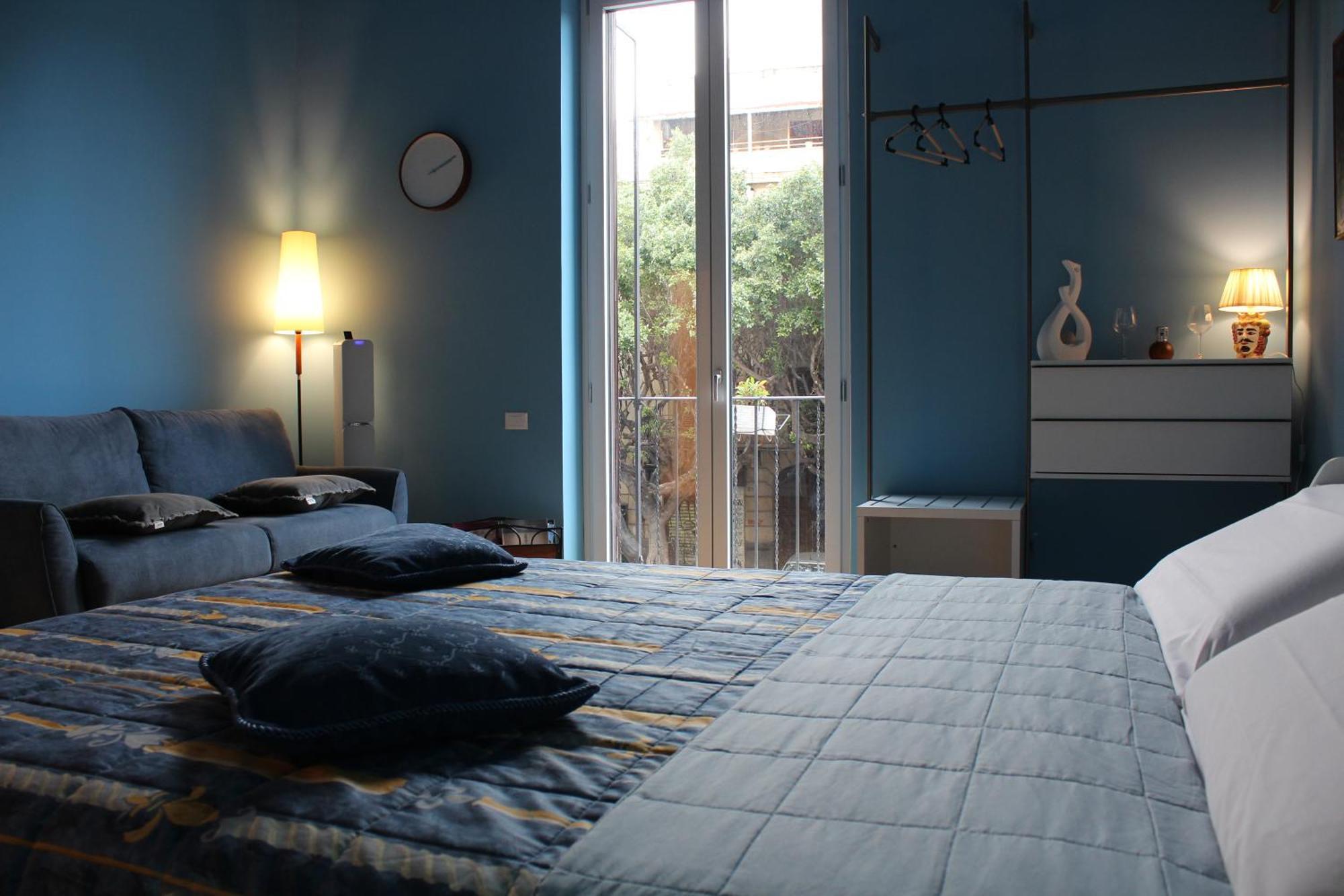 Falstaff Rooms & Suites ปาแลร์โม ภายนอก รูปภาพ